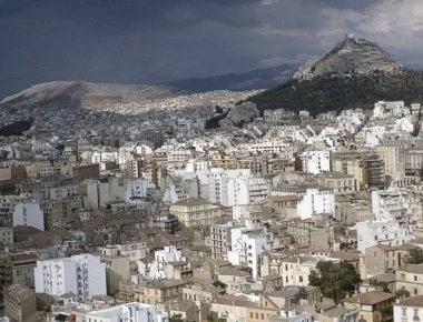 Η εφορία κυνηγάει τους ιδιοκτήτες airbnb